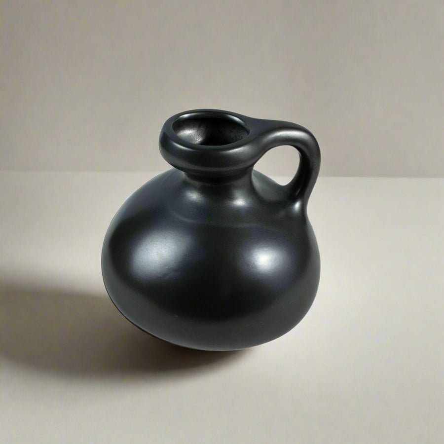 Atelier Buffile | Black Curves Vase